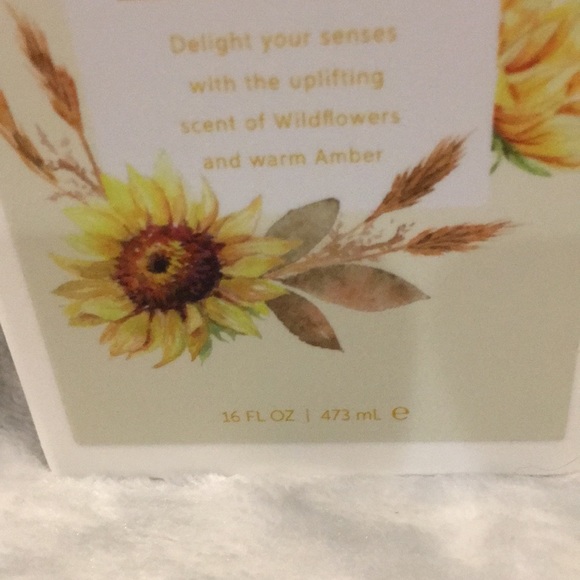 Scented Sunflower Cheerful Hand Wash 16 oz Plastic Pump NWT - Picture 16 of 16